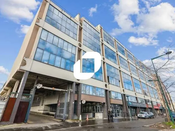 Local d'activité 3032 m²