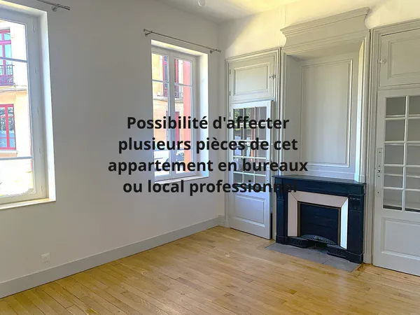 Local professionnel 4 pièces 94 m²
