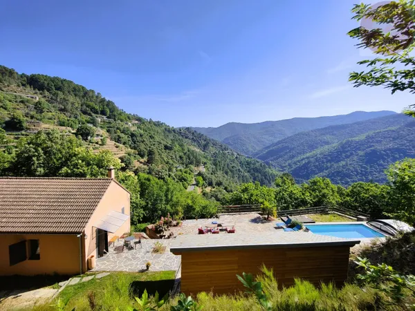 Villa 6 pièces 100 m²