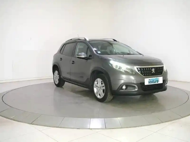 Peugeot 2008 puretech 110ch s&amp;s bvm6 — photo 24