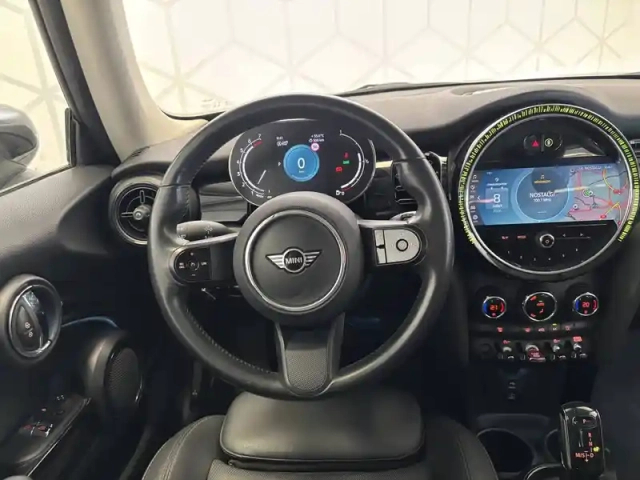 Mini Mini hatch 3 portes cooper 136 ch dkg7 — photo 8