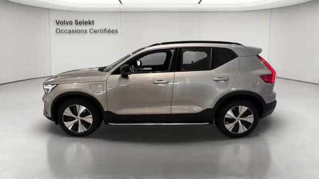 Volvo Xc40 t5 recharge 180+82 ch dct7 — photo 4