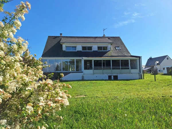 Maison 6 pièces 160 m²