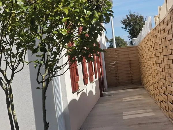 Appartement 4 pièces- 90 m2 - Rez-de-jardin