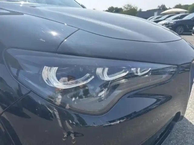 Alfa Romeo Stelvio 2.2 diesel 210ch veloce q4 at8 my22 — photo 11