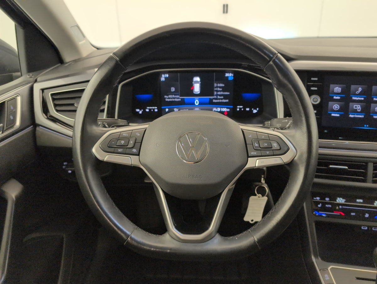 Volkswagen Polo — photo 23