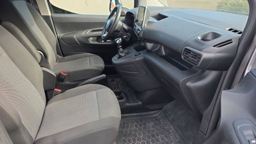 Fiat Doblo Cargo VU 1.2 PureTech 110 - Pro Lounge Connect – 2024 – 33816 km – Essence – Boîte Manuelle — photo 15