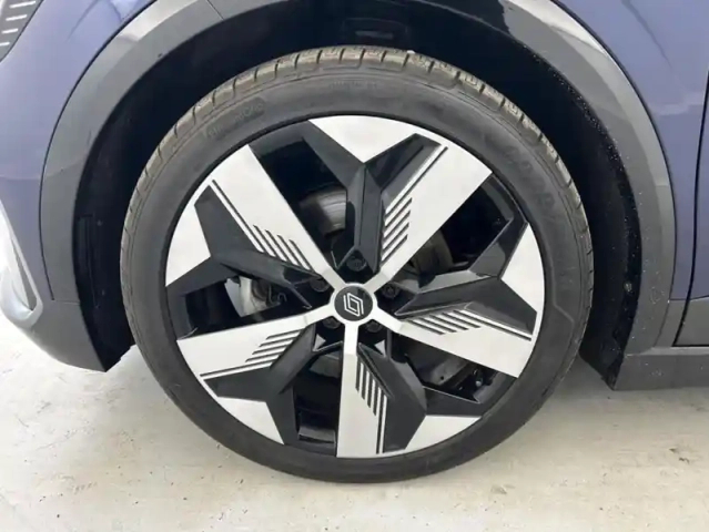Renault Megane e-tech electric ev40 130ch techno standard charge — photo 19