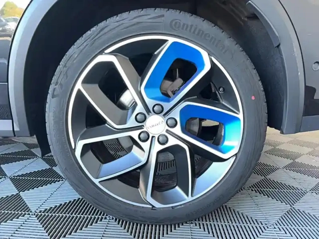 Lynk&Amp;Co 01 1.5 phev 261 ch dcth7 — photo 6