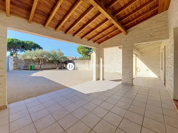 Maison à louer Morières-lès-Avignon