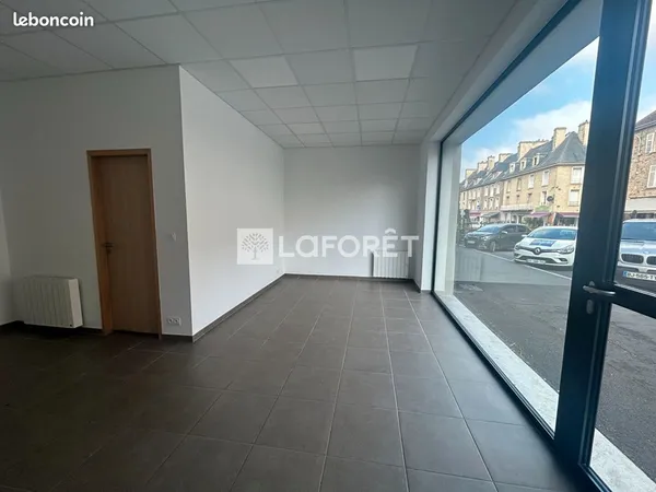 Local commercial 40 m² AUNAY SUR ODON