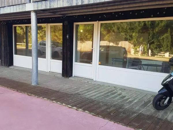 Local commercial 125 m²