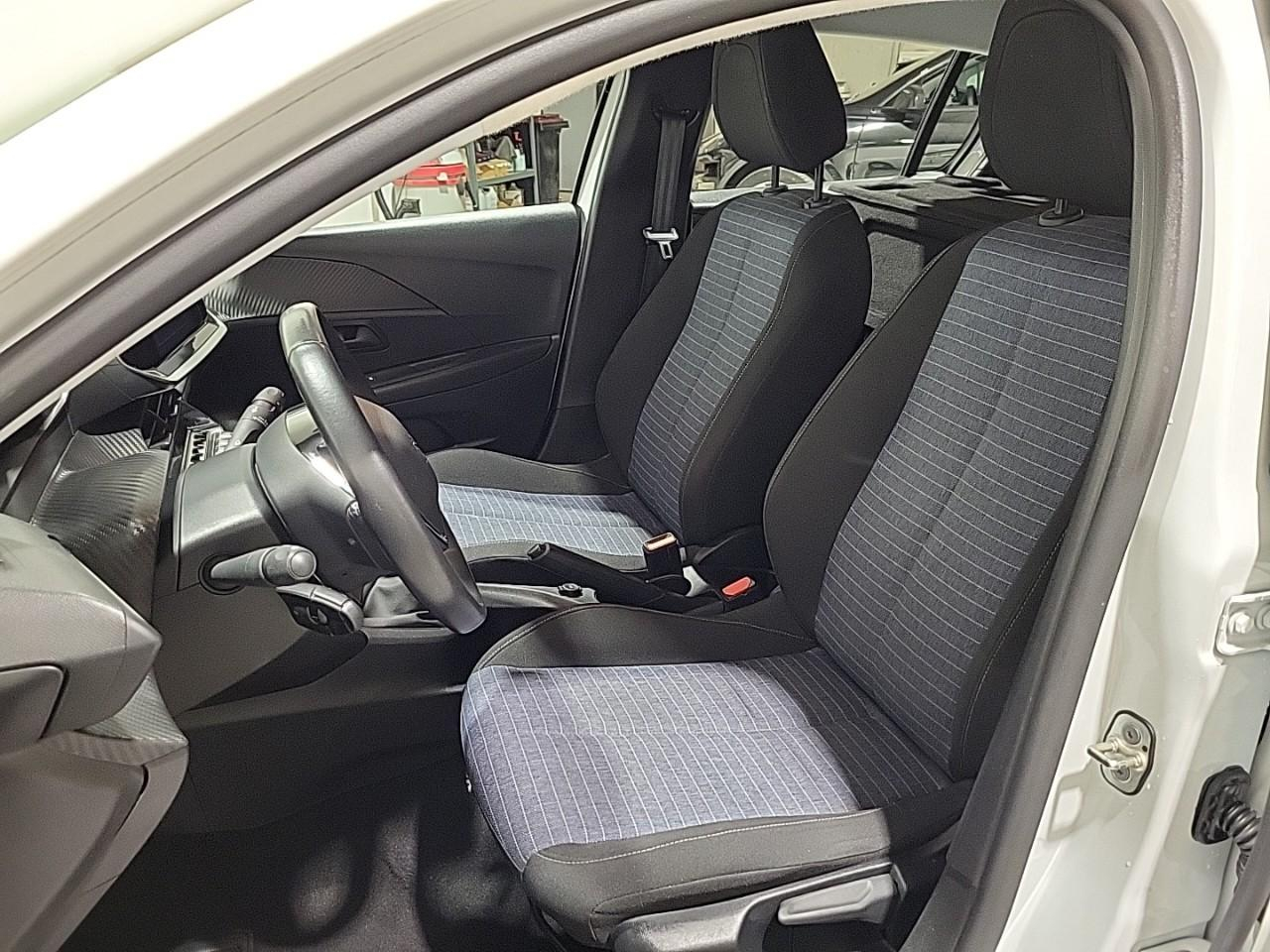 Peugeot 208 bluehdi 100 s&s bvm6 premium — photo 10