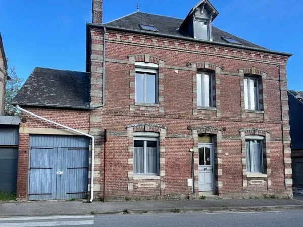 MAISON AVEC SEPT CHAMBRES