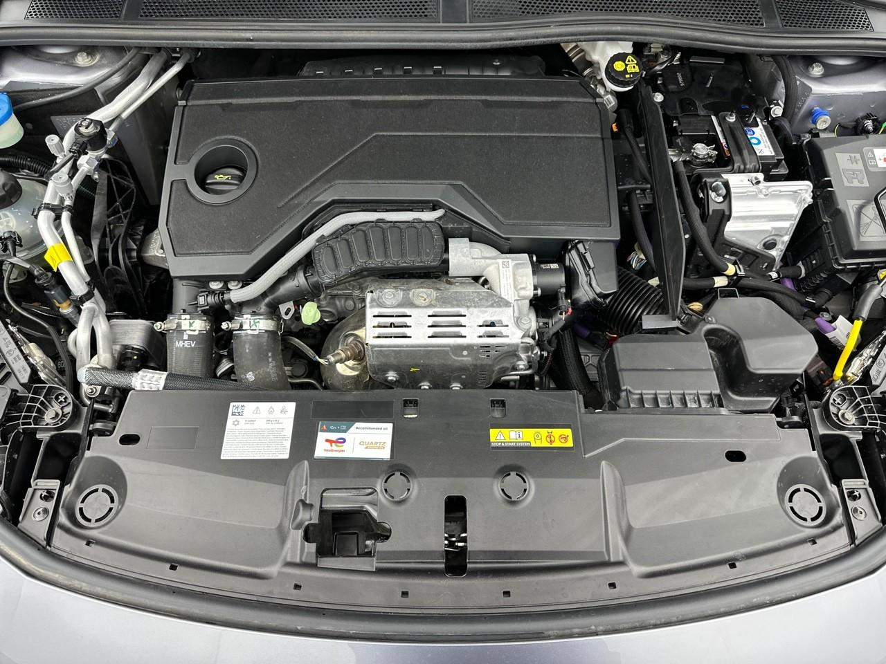 Peugeot 308 hybrid 145 e-dcs6 allure — photo 13