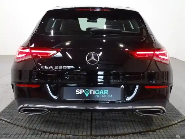 Mercedes Cla shooting brake 250 e 160+102ch amg line 8g-dct — photo 5