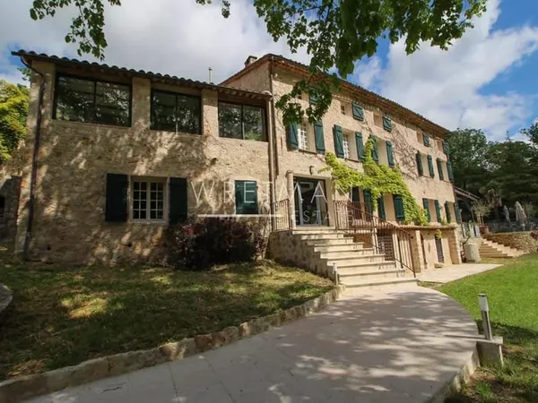 Magnifique propriété rénovée - Callian