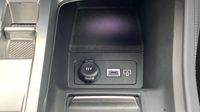 Peugeot 308 Sw PHEV 180ch Allure e-EAT8 — photo 17