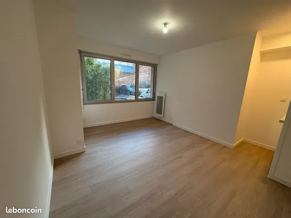 Charmant studio -Place de Bretagne -Rennes centre