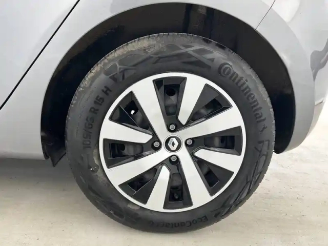 Renault Clio tce 90 — photo 20