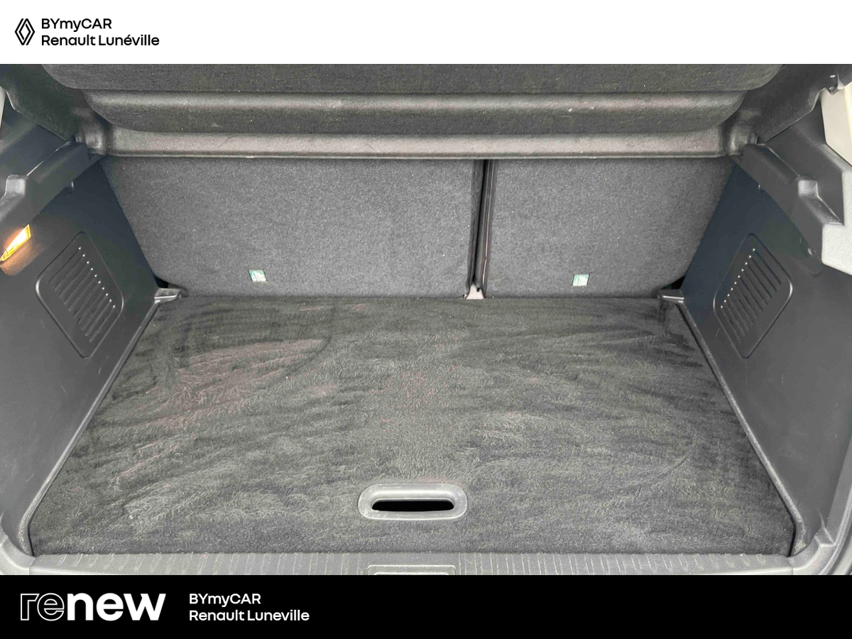 Renault Captur TCe 130 FAP — photo 13