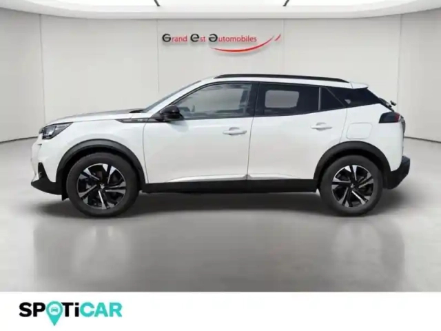 Peugeot 2008 e- 136ch roadtrip — photo 2
