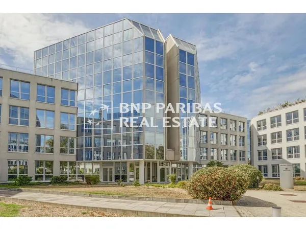 Bureaux 6 pièces 3591 m²