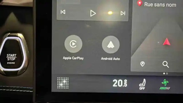 Lynk&Amp;Co 01 1.5 phev 261 ch dcth7 — photo 18