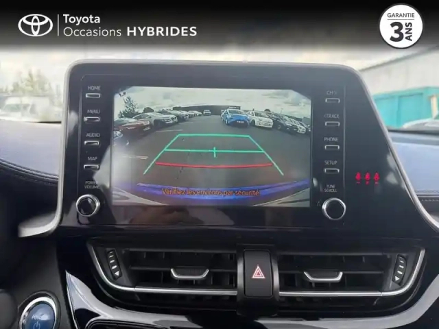 Toyota C-Hr 1.8 hybride 122ch dynamic e-cvt — photo 9