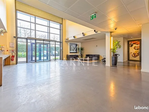 Local 4263 m² GENNEVILLIERS