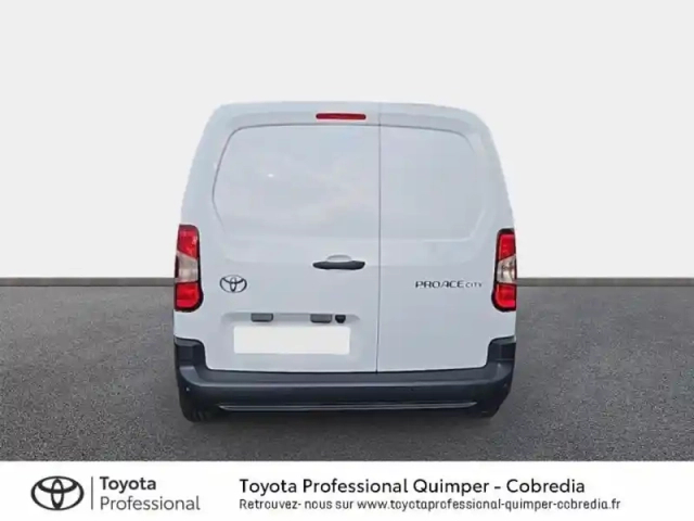 Toyota Proace city medium 100 d-4d start my25 — photo 4