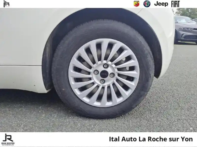 Fiat 500 c e 95ch my23 — photo 11