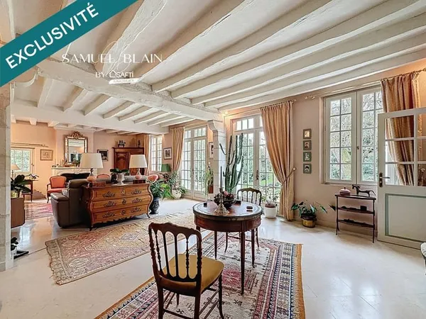 Demeure d'exception de 270 m² sur parc arboré 3100 m2.