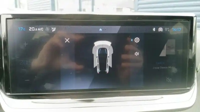 Peugeot 208 hybrid 110 e-dcs6 — photo 60