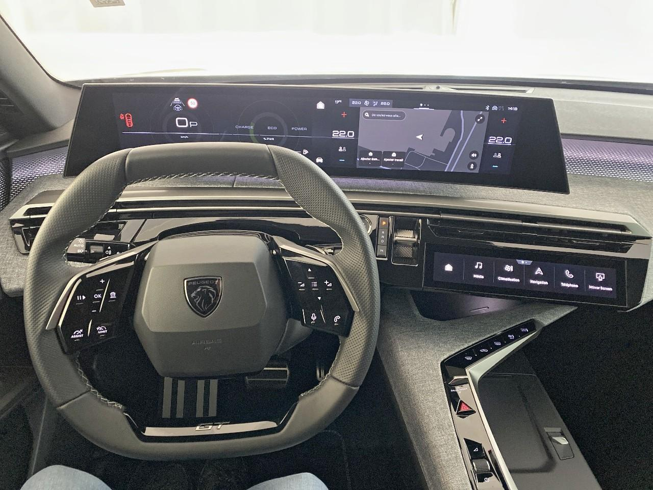 Peugeot 3008 hybrid 145 e-dcs6 gt — photo 16