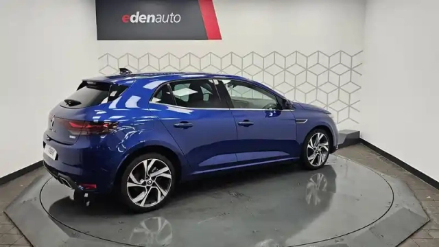 Renault Megane mégane iv berline e-tech plug-in hybride 160 — photo 5