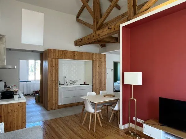 Appartement 84 m² de caractère - 3 ch - jardin 150 m² - parking - Bègles Birambits