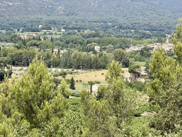 Terrain constructible à Lourmarin