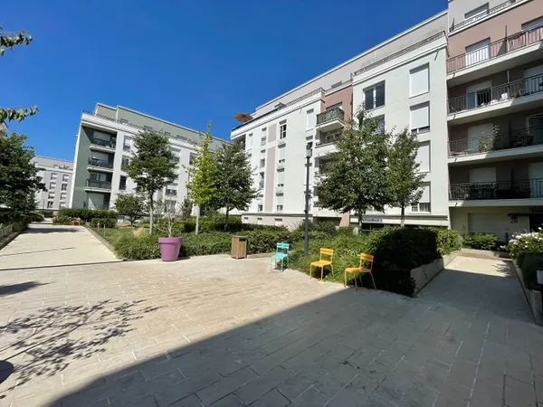 Appartement Thiais 1 pièce 23 m2 MEUBLE