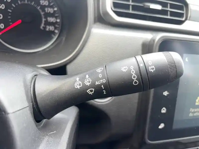 Dacia Duster eco-g 100 4x2 — photo 33