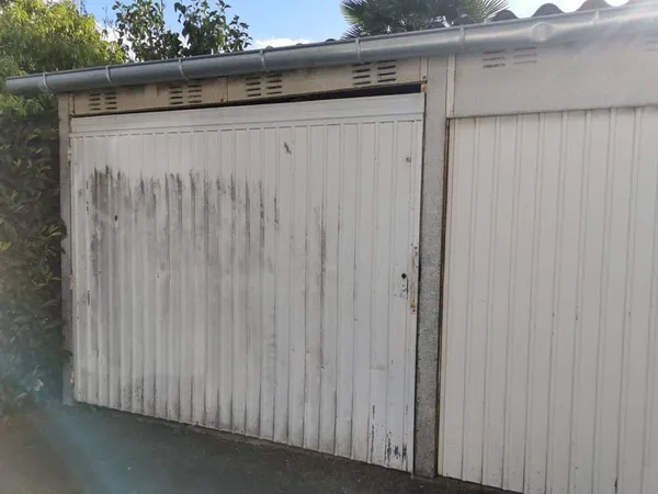 Parking 14 m²
