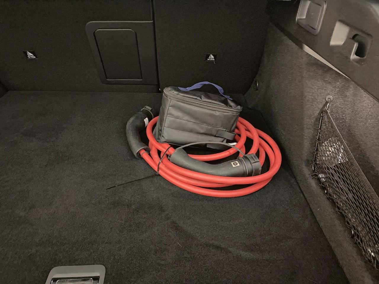 Peugeot 408 electrique 58 kwh 210 ch gt — photo 16
