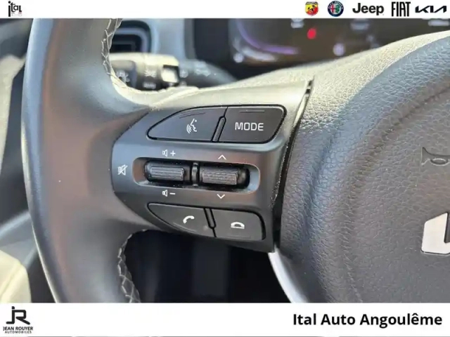 Kia Stonic 1.0 t-gdi 100ch active — photo 15