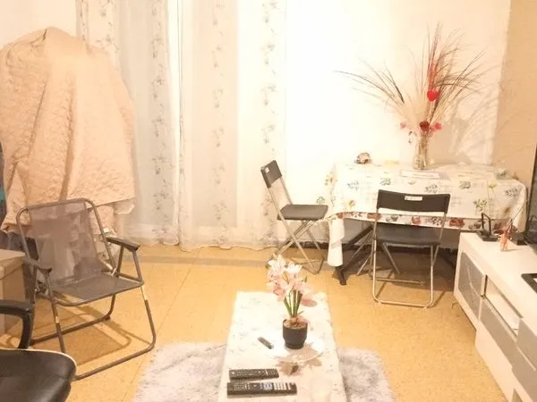 Colocation appartement seulement pour les femme