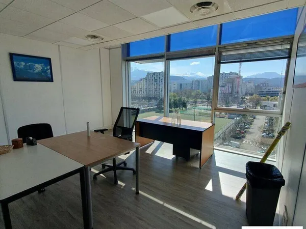 Bureau 313 m²