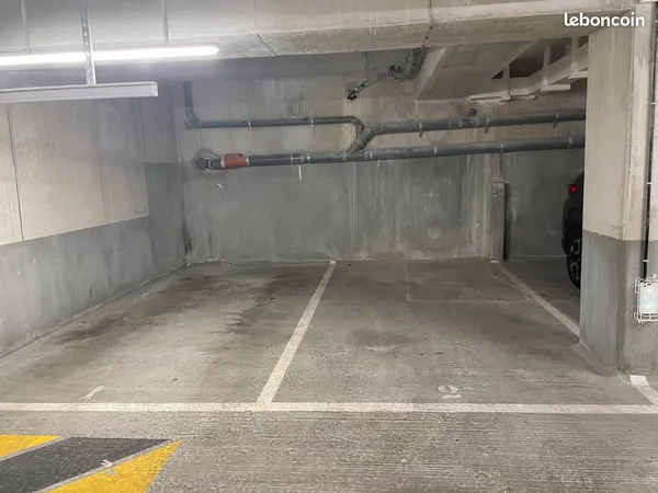 Location parking à Asnieres secteur Gabriel Peri 69EU/mois