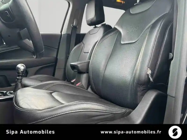 Jeep Compass 1.3 gse t4 130 ch bvm6 — photo 44