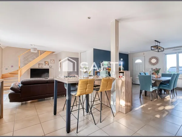LAMEMBROLLE,CHARMANTE MAISON FAMILIALE 5 CHAMBRES
