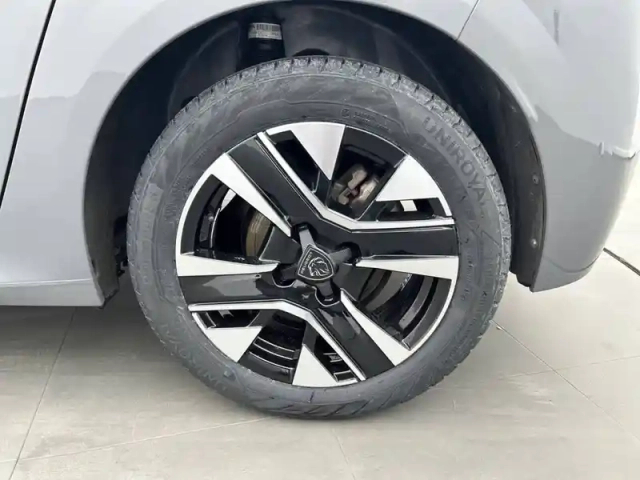 Peugeot 208 puretech 100 s&amp;s bvm6 — photo 41