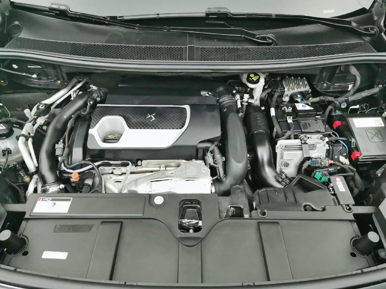 Ds Ds 7 crossback hybride rechargeable e-tense 300 eat8 4x4 performa — photo 15